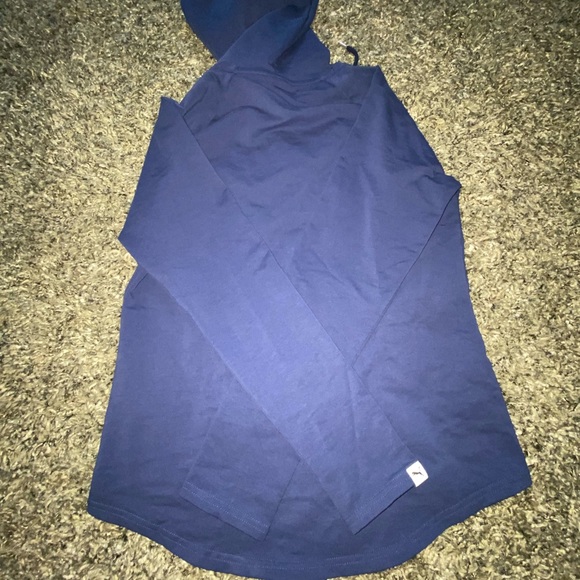 Small PUMA blue sweater!! - Picture 2 of 4
